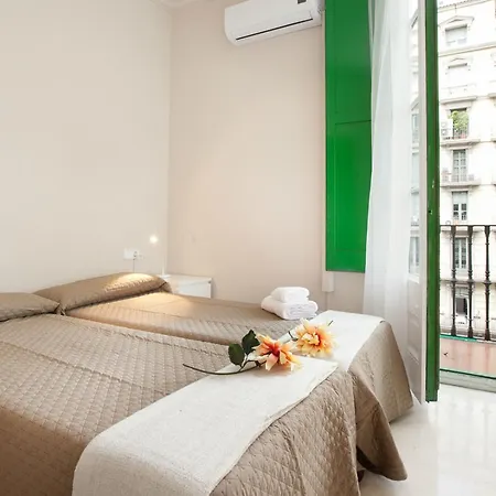 Traditional Catalonia Apartment *